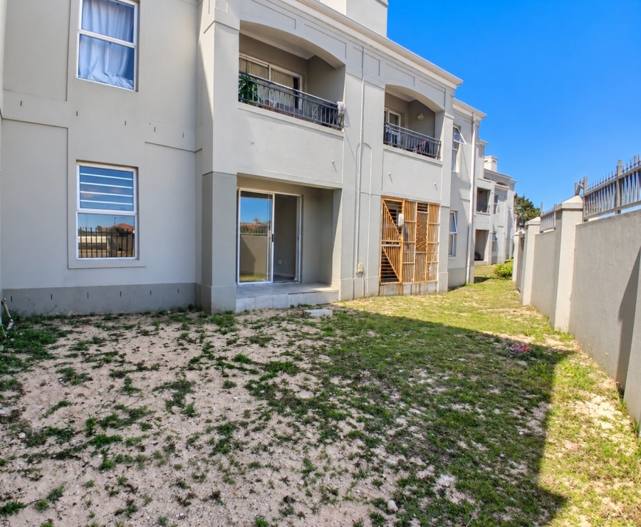 To Let 2 Bedroom Property for Rent in Parklands Western Cape